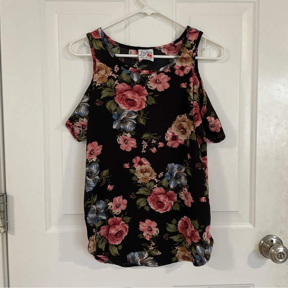 Endless Fame Black Floral Cold Shoulder Top - Picture 1 of 2